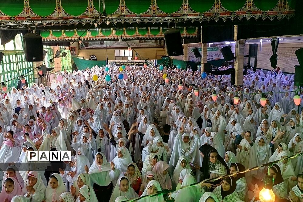 برگزاری جشن عبادت فرشته‌ها در ورامین