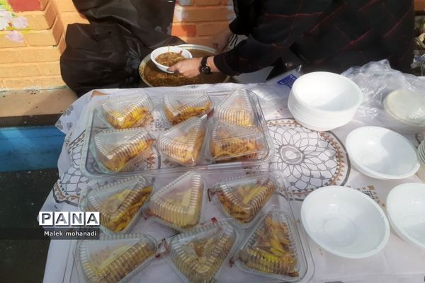 جشن اعیاد شعبانیه در دبستان احمدمعینی منطقه ۱۳