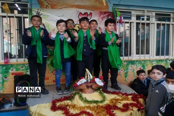 جشن اعیاد شعبانیه در دبستان احمدمعینی منطقه ۱۳
