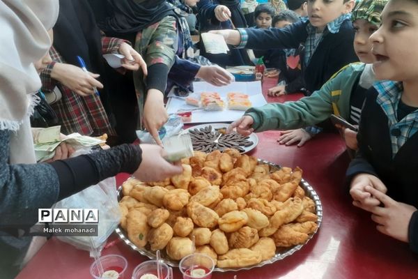 جشن اعیاد شعبانیه در دبستان احمدمعینی منطقه ۱۳