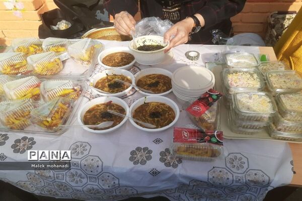 جشن اعیاد شعبانیه در دبستان احمدمعینی منطقه ۱۳