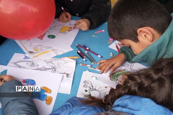 ایستگاه صلواتی هیات دانش‌آموزی یاوران مهدی در شهرستان ساوه