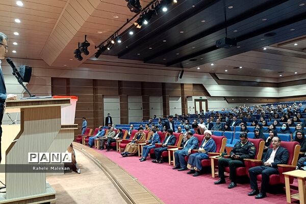همایش جهاد تبیین مدیران و موسسات مراکز آموزشی شهریار
