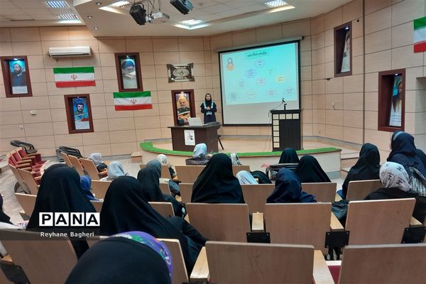 جلسه آموزش مقدماتی خبرنگاری ناحیه 2