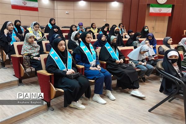 جلسه آموزش مقدماتی خبرنگاری ناحیه 2