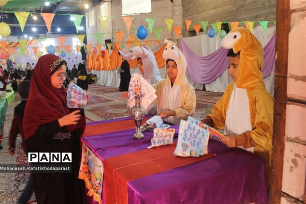 برگزاری جشن کودک و انتظار در مجتمع مهدیه مهرآباد مشهد