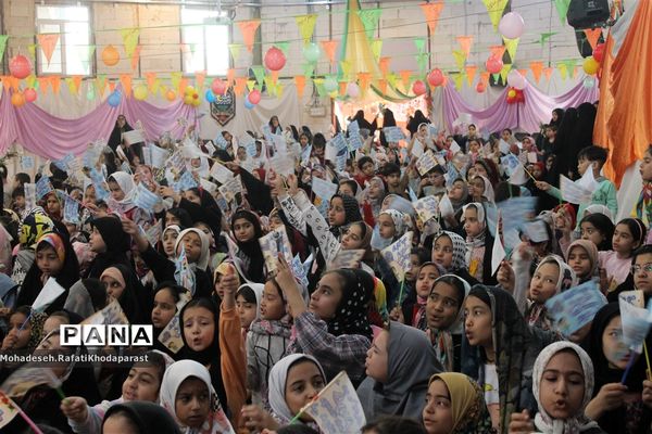 برگزاری جشن کودک و انتظار در مجتمع مهدیه مهرآباد مشهد
