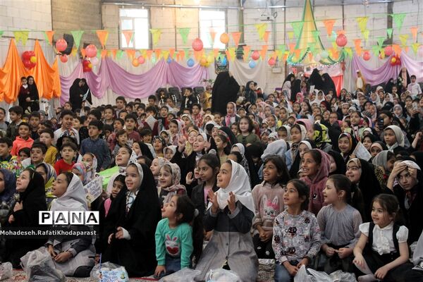 برگزاری جشن کودک و انتظار در مجتمع مهدیه مهرآباد مشهد