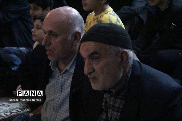 رونمایی از کتاب نگین ۴۴۴ در گلوگاه