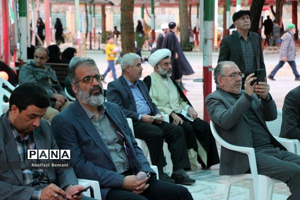 بزرگداشت چهلمین روز شهدای دانش‌آموز حادثه تروریستی کرمان در قم