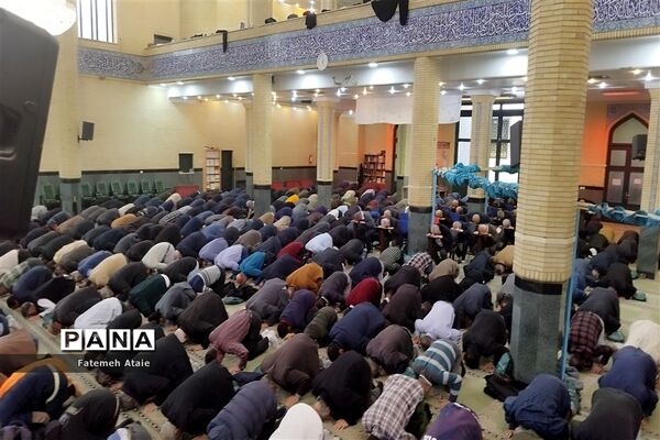 اقامه نماز‌جمعه شهرستان ملارد در مسجد خاتم‌الانبیا