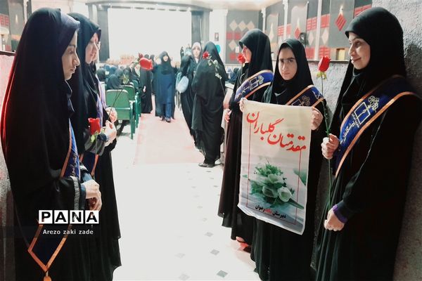 آیین تجلیل از دانش‌آموزان برتر مدرسه شاهد رضوان ناحیه ۱ اهواز