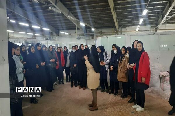اردوی آموزشی زیارتی تفریحی راهیان پیشرفت هنرستان کوشش در مشهد