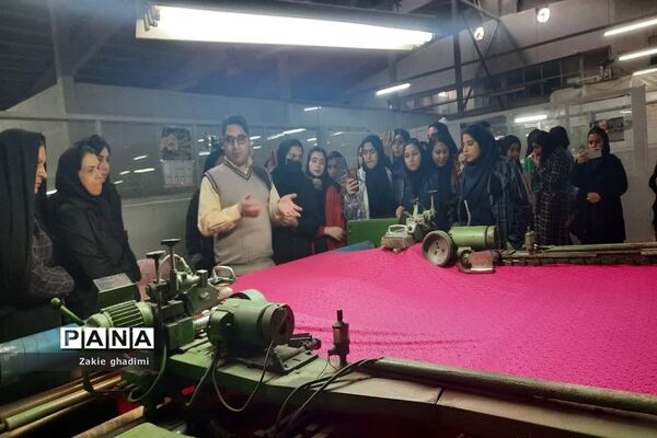 اردوی آموزشی زیارتی تفریحی راهیان پیشرفت هنرستان کوشش در مشهد