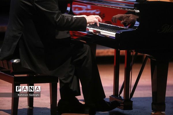 پنجمین شب سی و نهمین جشنواره موسیقی فجر