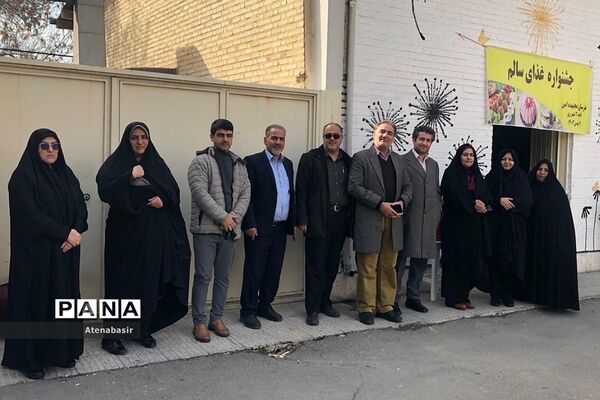 برگزاری نمایشگاه غذا در ناحیه دو شهرری