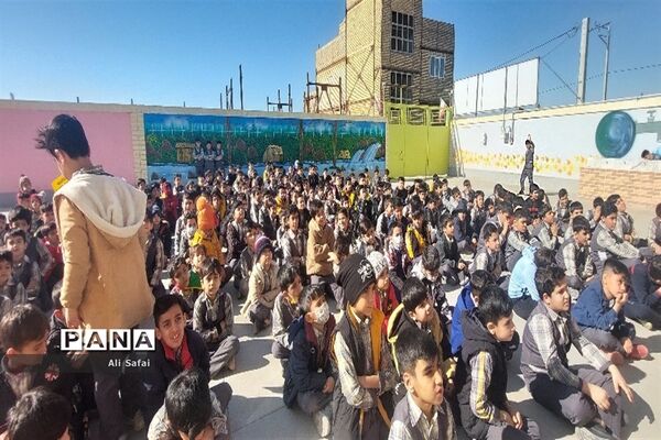 جشن میلاد حضرت ابوالفضل العباس در دبستان پویندگان فرهنگ