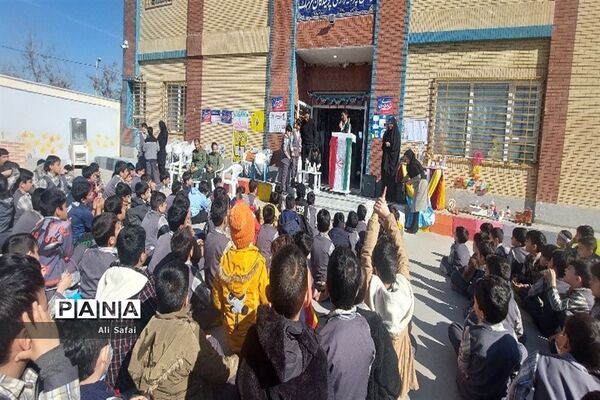 جشن میلاد حضرت ابوالفضل العباس در دبستان پویندگان فرهنگ
