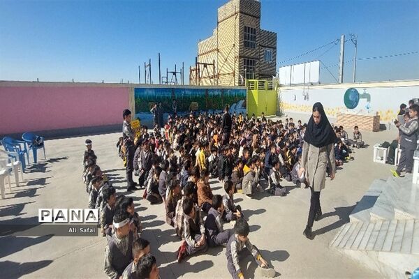 جشن میلاد حضرت ابوالفضل العباس در دبستان پویندگان فرهنگ