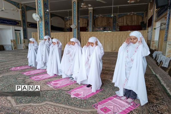 آغاز فصل بندگی دانش آموزان دبستان صدراندیشان شهرستان میبد
