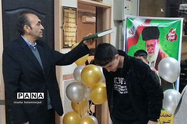 اعزام دانش‌آموزان زیارت اولی بهارستان دو به مشهد مقدس