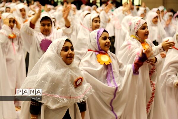 برگزاری جشن تکلیف ۲ هزار دانش‌آموز دختر اردبیلی