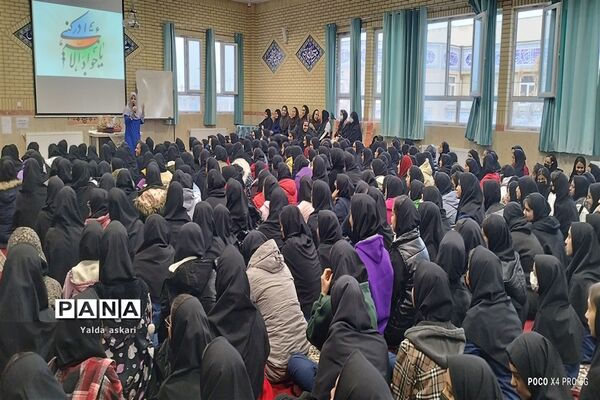 جشن سه‌شنبه های مهدوی و میلاد امام جواد علیه السلام  در مدرسه‌ منتصرین شاهد