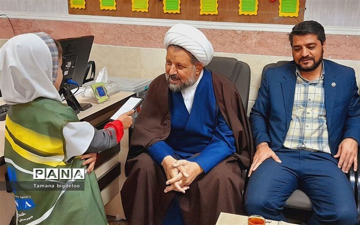 پدران باید از رفتار و کردار امام علی(ع) الگو بگیرند/فیلم