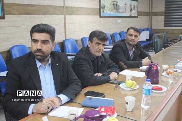نشست آسیب شناسایی فعالیت‌های پرورشی (میز خدمت) آموزش و پرورش استان بوشهر