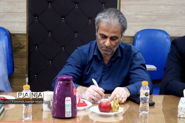 نشست آسیب شناسایی فعالیت‌های پرورشی (میز خدمت) آموزش و پرورش استان بوشهر
