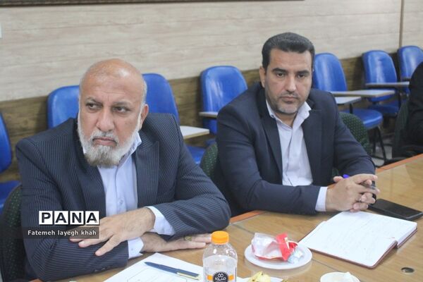 نشست آسیب شناسایی فعالیت‌های پرورشی (میز خدمت) آموزش و پرورش استان بوشهر