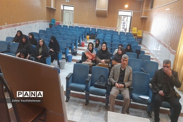 کارگاه ضمن خدمت سپهر دانش و معرفت طرح نماد، ویژه رابطان مشاوره  شهرستان شیروان