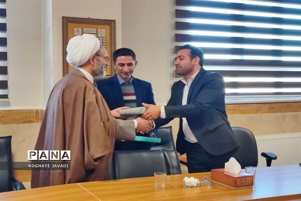 ناظرین طرح درس‌هایی از قرآن در ناحیه یک بهارستان
