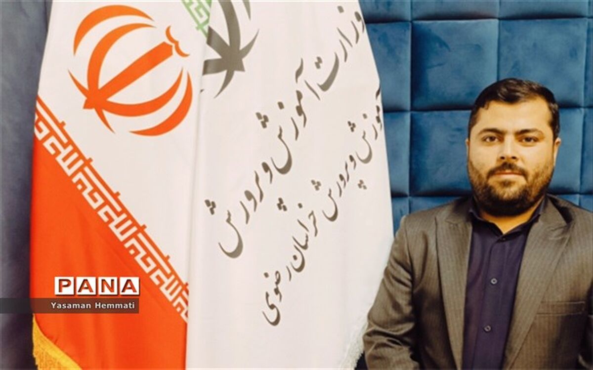 تجلیل از5 دانش‌آموز برگزیده کم‌بینا در پویش دلنوشته‌ای به سردار دل‌ها