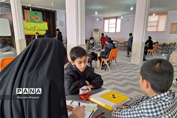 المپیاد بازی‌های فکری رویش دانش‌آموزان پسر دبستانی ناحیه 3 شیراز