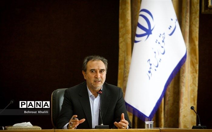 بروز بسیاری از مفاسد در کشور ناشی از عدم نظارت بر قراردادهاست