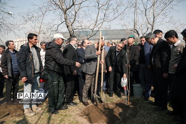 آیین بهره برداری از اولین پل مجهز به سیستم مکانیزه برف زدایی