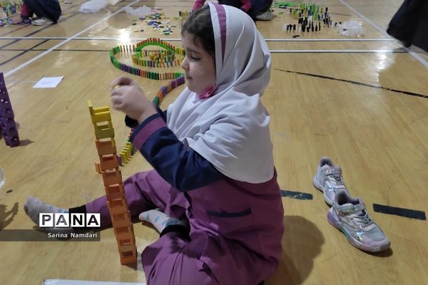رقابت ۴۵۰ دانش‌آموز دختر دبستانی ناحیه ۳ شیراز در المپیاد بازی‌های فکری رویش