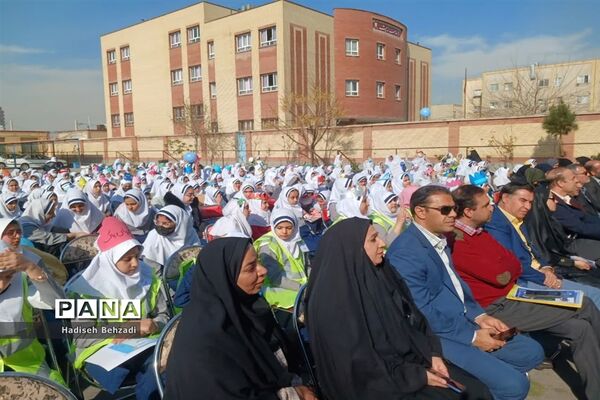 گرامی‌داشت هفته هوای پاک درآموزشگاه آیت‌الله خامنه‌ای اسلامشهر