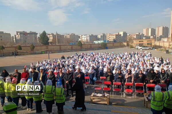 گرامی‌داشت هفته هوای پاک درآموزشگاه آیت‌الله خامنه‌ای اسلامشهر