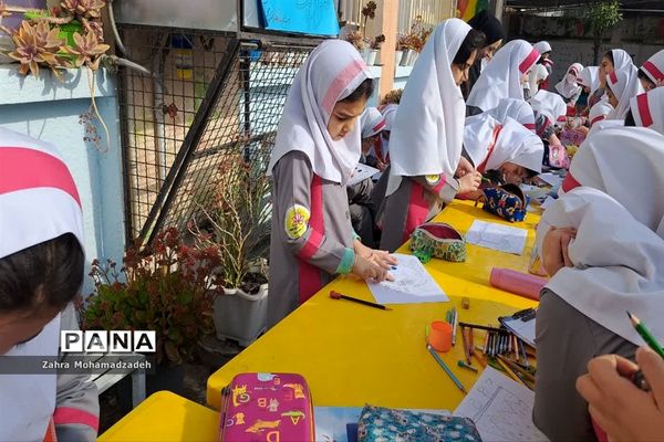 جشنواره نقاشی به مناسبت هفته هوای پاک در دبستان شاهد محمود‌آباد