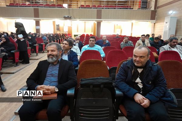 برگزاری کارگاه فن بیان و ارتباط سازی مؤثر ویژه معاونان پرورشی مدارس شهرستان ملارد