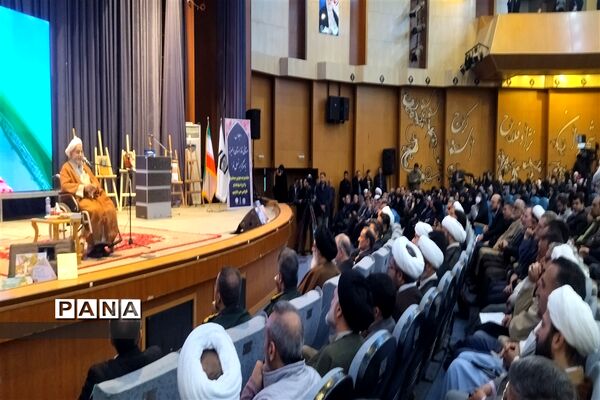 برگزاری اجلاس نماز نسل نو در استان البرز