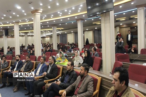 مراسم تجلیل از خانواده‌های کارکنان خانه معلم قم
