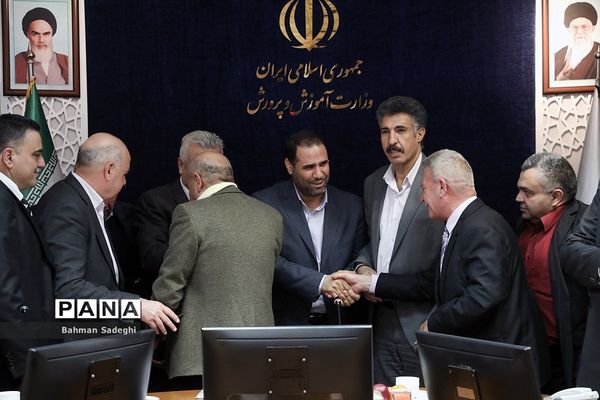 دیدار وزیر آموزش و پرورش با جمعی از معلمان و فرهنگیان عضو سندیکاهای کشور سوریه