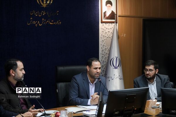 دیدار وزیر آموزش و پرورش با جمعی از معلمان و فرهنگیان عضو سندیکاهای کشور سوریه