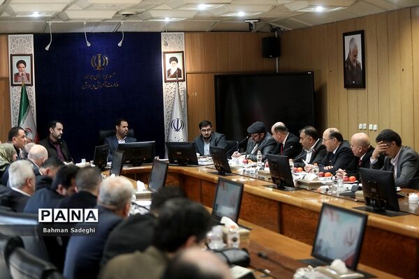 دیدار وزیر آموزش و پرورش با جمعی از معلمان و فرهنگیان عضو سندیکاهای کشور سوریه