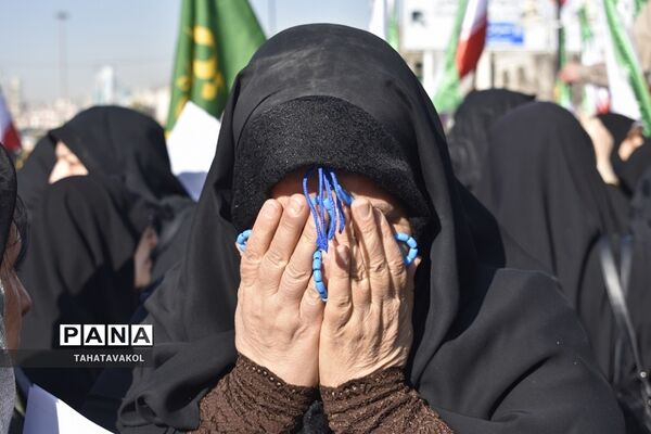 تشییع پیکر مطهر شهید مدافع حرم حسین محمدی در شهرستان پردیس