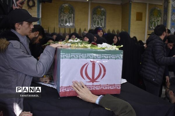 تشییع پیکر مطهر شهید مدافع حرم حسین محمدی در شهرستان پردیس