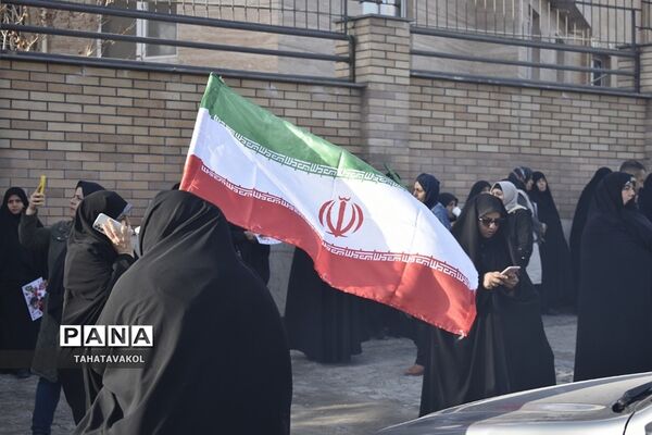 تشییع پیکر مطهر شهید مدافع حرم حسین محمدی در شهرستان پردیس